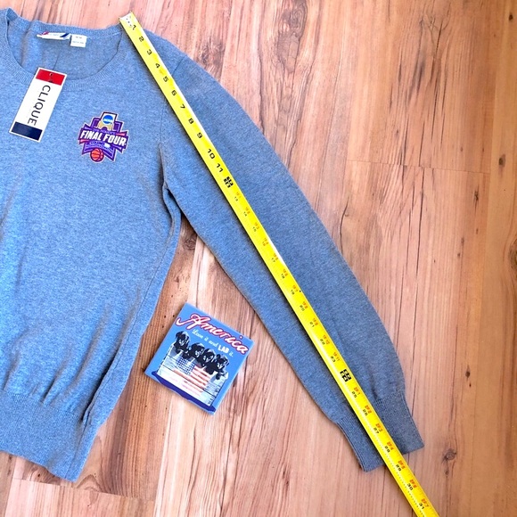 NEW NCAA Sweater Final Four Women’s Basketball - Picture 9 of 15